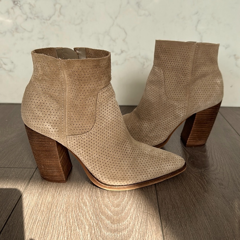 Suede leather booties